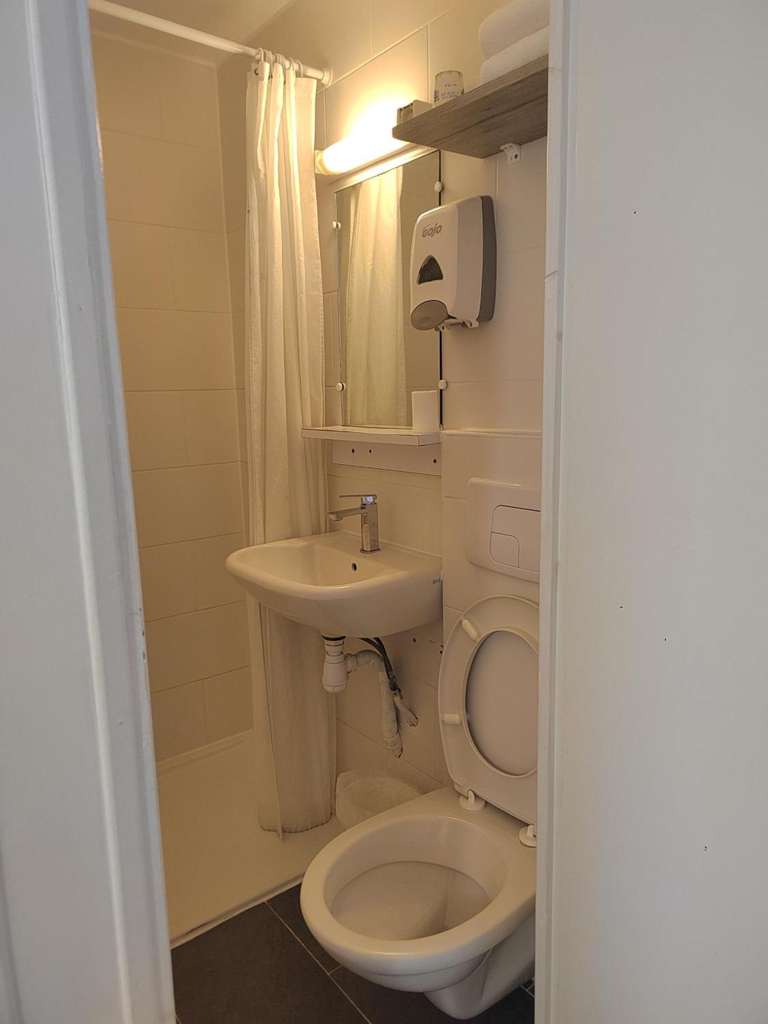Alpha Hotel Bouafle Екстер'єр фото